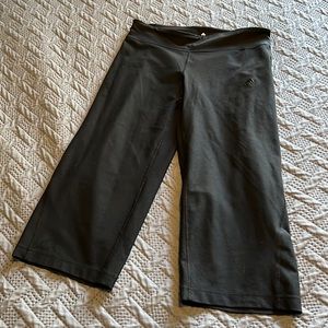 Adidas : Climalite Capris - Small